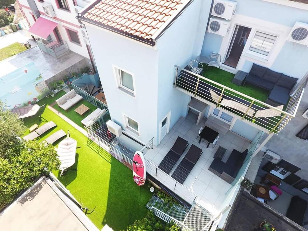 Villa mit Whirlpool für 32 Per Crikvenica Exterior foto