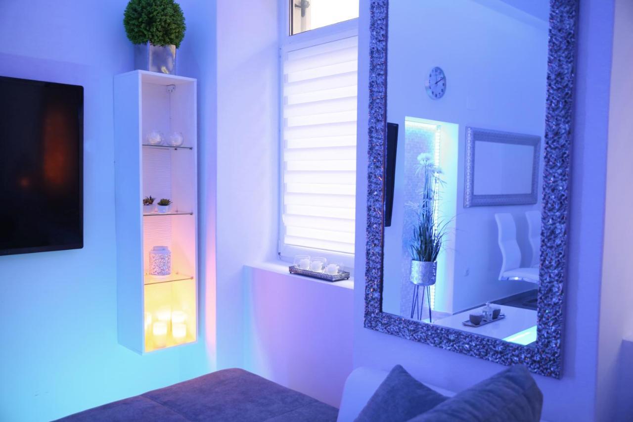 Villa mit Whirlpool für 32 Per Crikvenica Exterior foto
